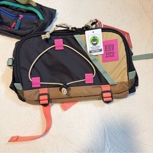 NWT Mountain Hydro Hip Pack Desert Palm / Sahara
